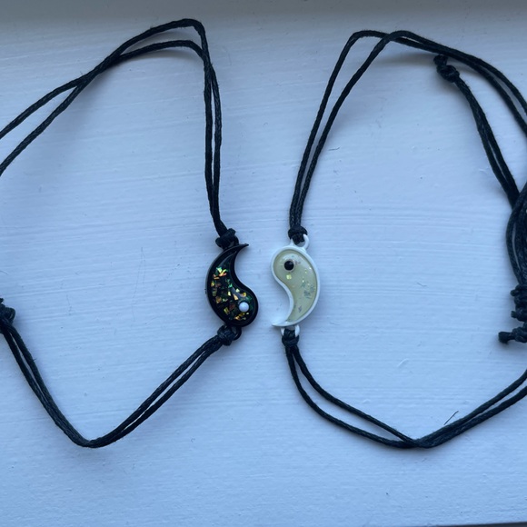 Matching Yin Yang symbol bracelet set - Picture 1 of 5